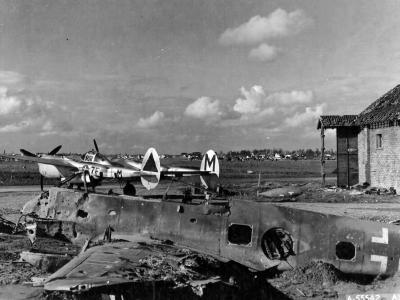 P-38J Lightning 370th FG during their stay at Florennes Juzaine Airfield A 78 Belgium