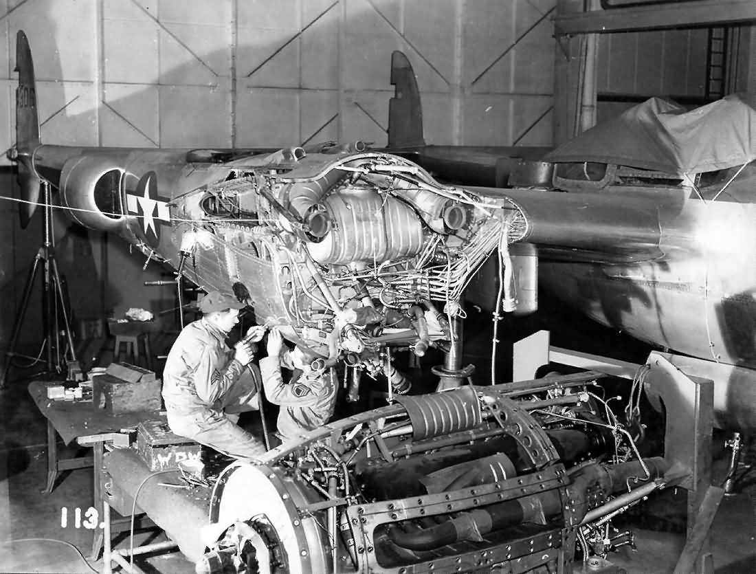 P-38 Lightning Maintenance Burtonwood England 4