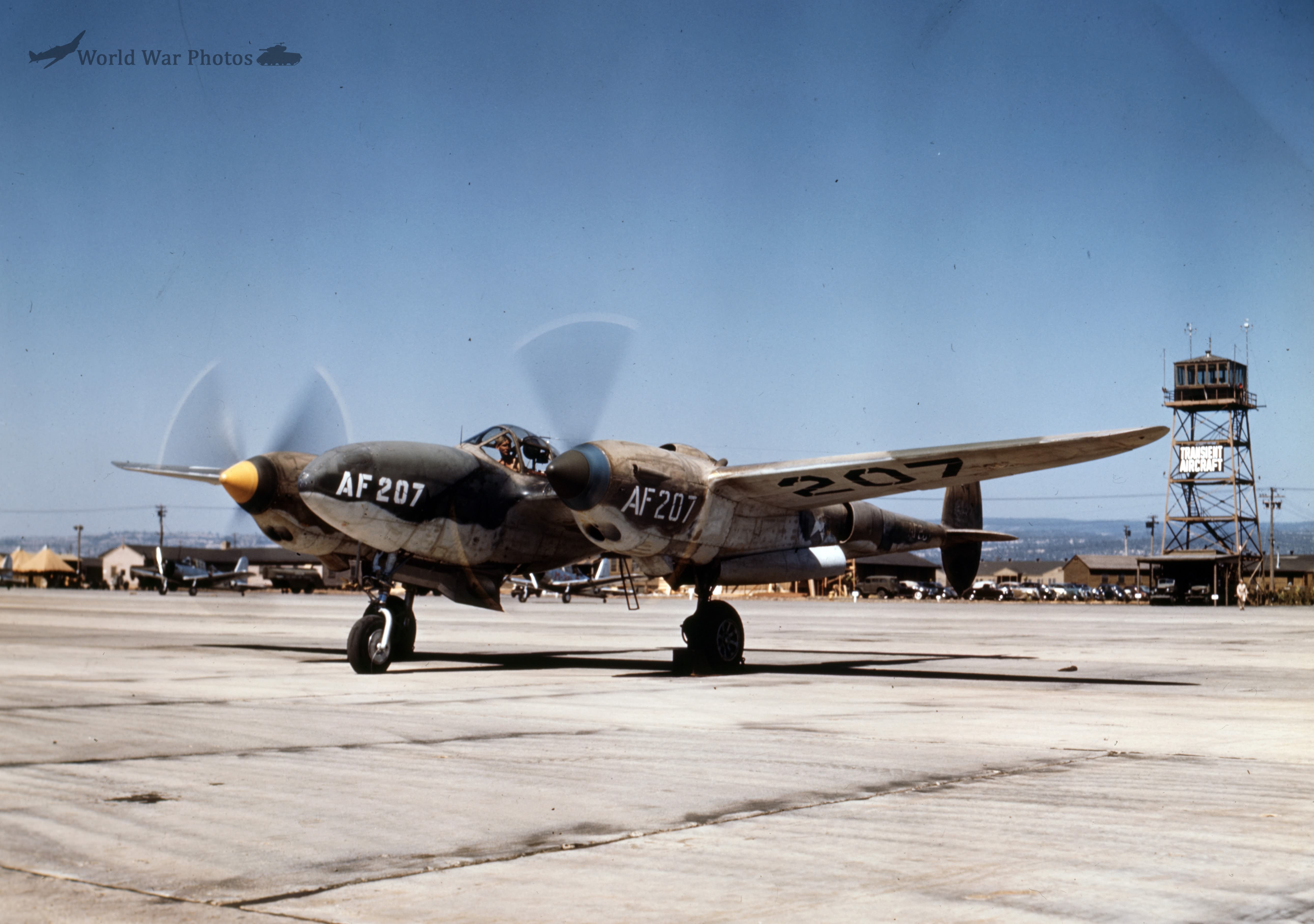 P-38 P-322 AF207