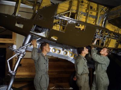 P-38 Students at Work on Hydraulic System