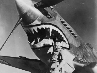 Tomahawk of No 112 Squadron RAF 1941