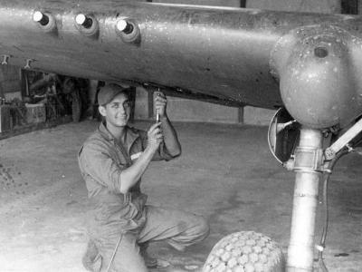 P-40K Warhawk Capt Hamilton 51st Fighter Group landing gear