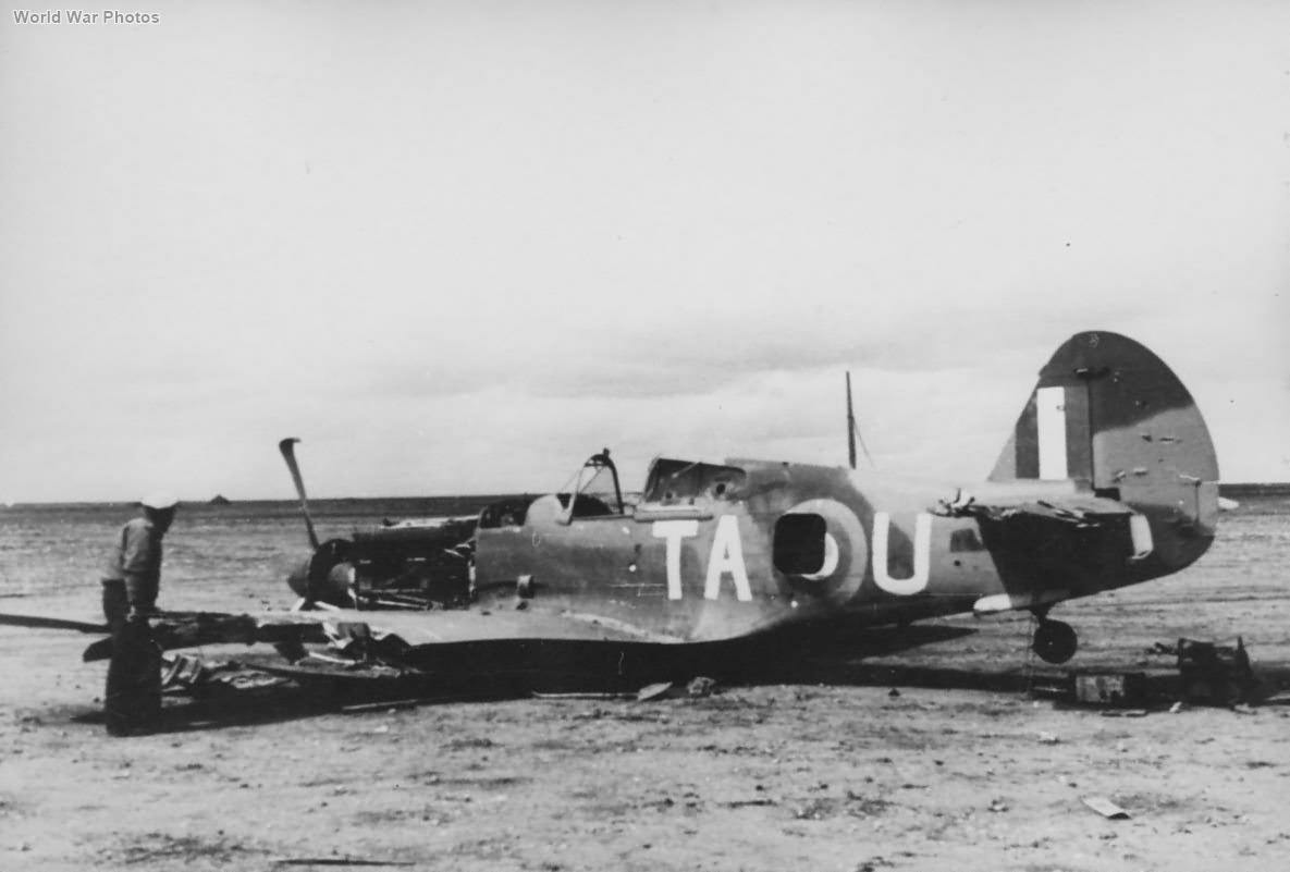 Crashed Tomahawk TA-U of 2 Squadron SAAF