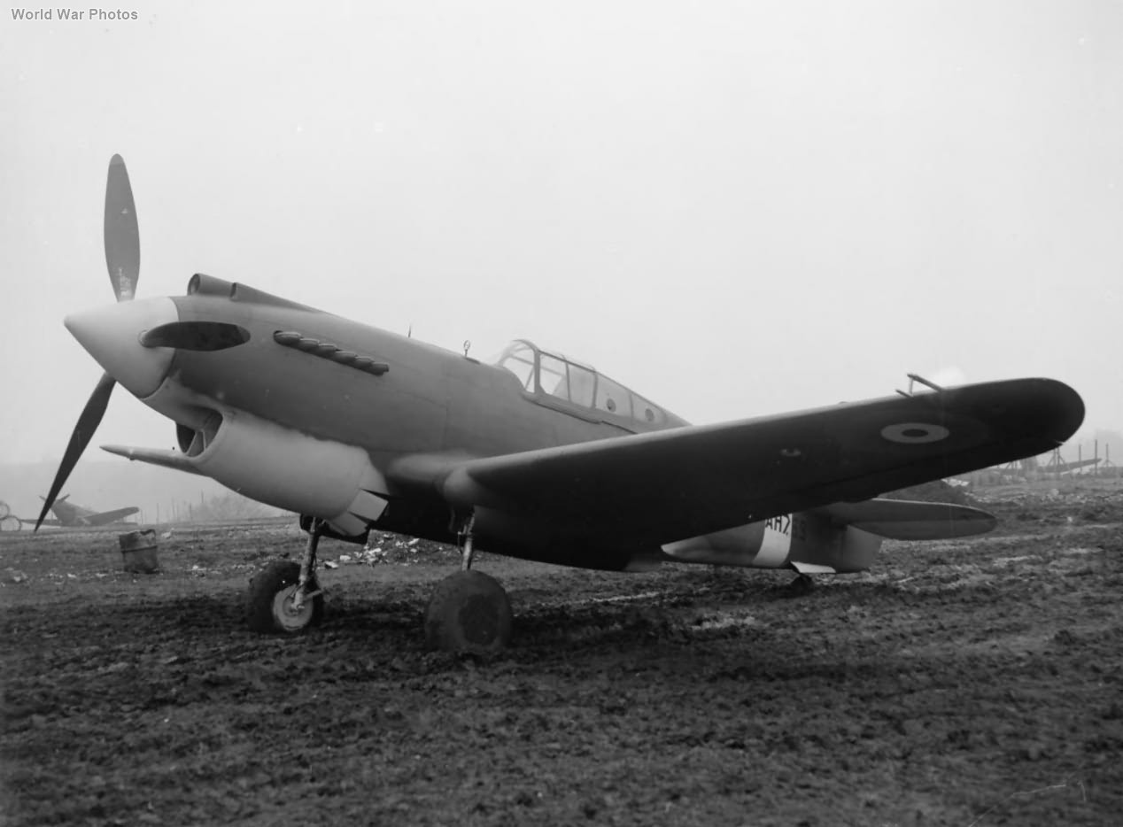 Curtiss Tomahawk Mk I at AH769 Boscombe Down