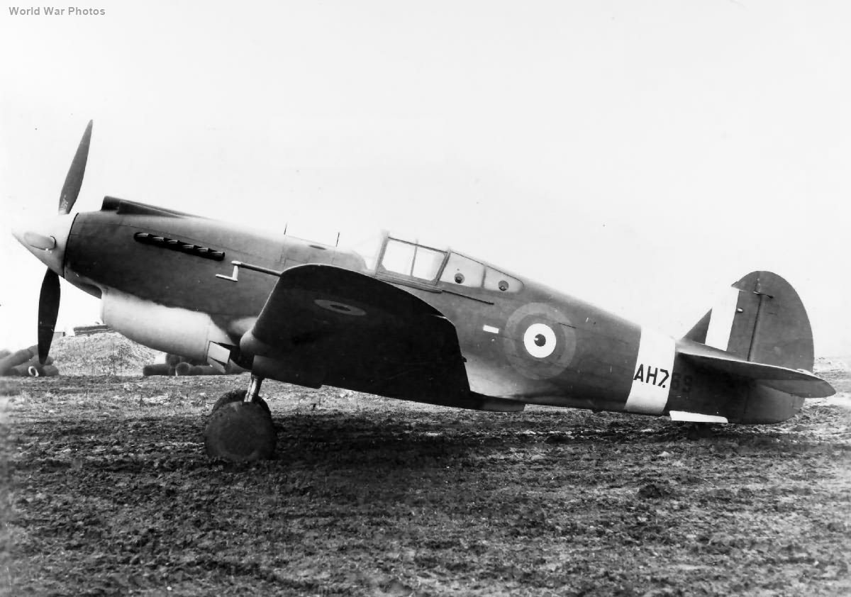 Curtiss Tomahawk Mk I AH769 at Boscombe Down 2