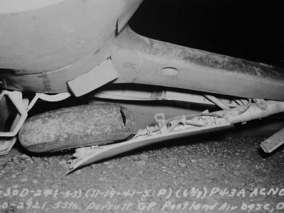 P-43A serial 40-2921 of the 55th Pursuit Group – landing gear