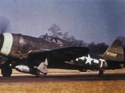 P-47 Thunderbolt 42-75137 of the 56th Fighter Group