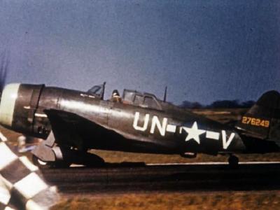 P-47 Thunderbolt UN-V 42-76249 of the 56th Fighter Group