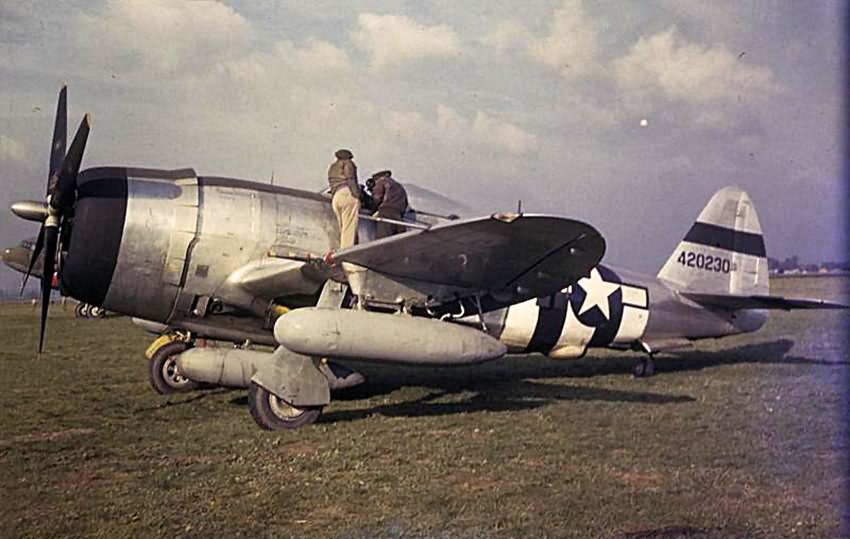 P-47 Thunderbolt 44-20230 at Mount Farm of the 7th Photographic Reconnaissance Group