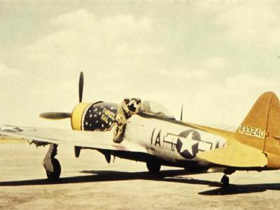 P-47 Thunderbolt code IA-N 44-33240 f the 356th Fighter Squadron, 358th Fighter Group