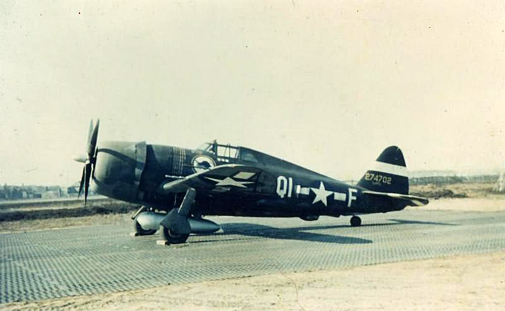 P-47 Thunderbolt QI-F 42-74702 „Clarkie” of 361st FS, 356th Fighter Group at Martlesham Heath