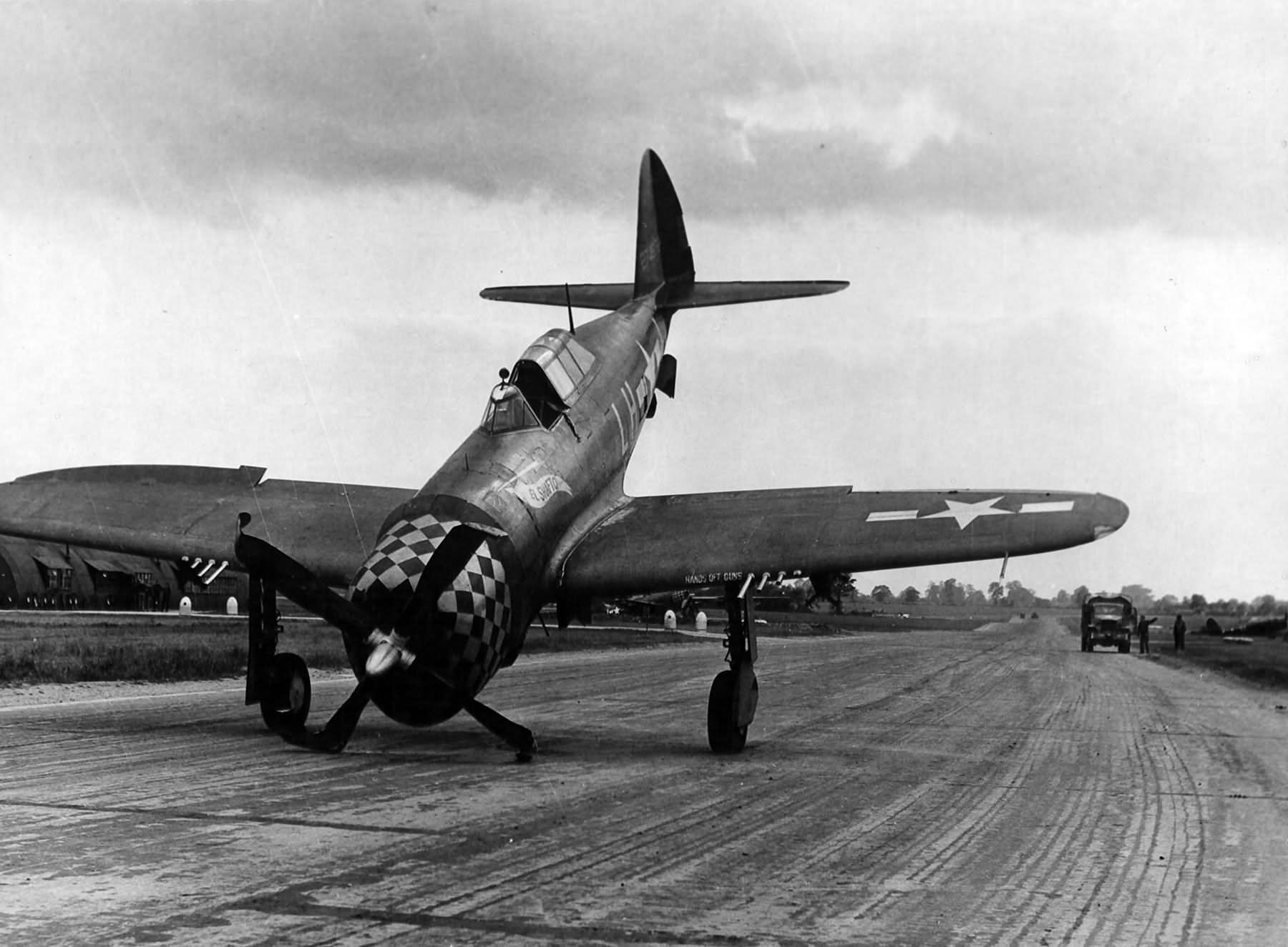 P-47D 42-74672 „El Shafto” of the 350th Fighter Squadron, 353rd FG May 1944