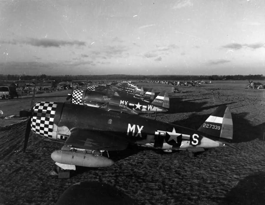 P 47 Thunderbolts of the 82nd FS 78th Fighter Group at Duxford September 1944