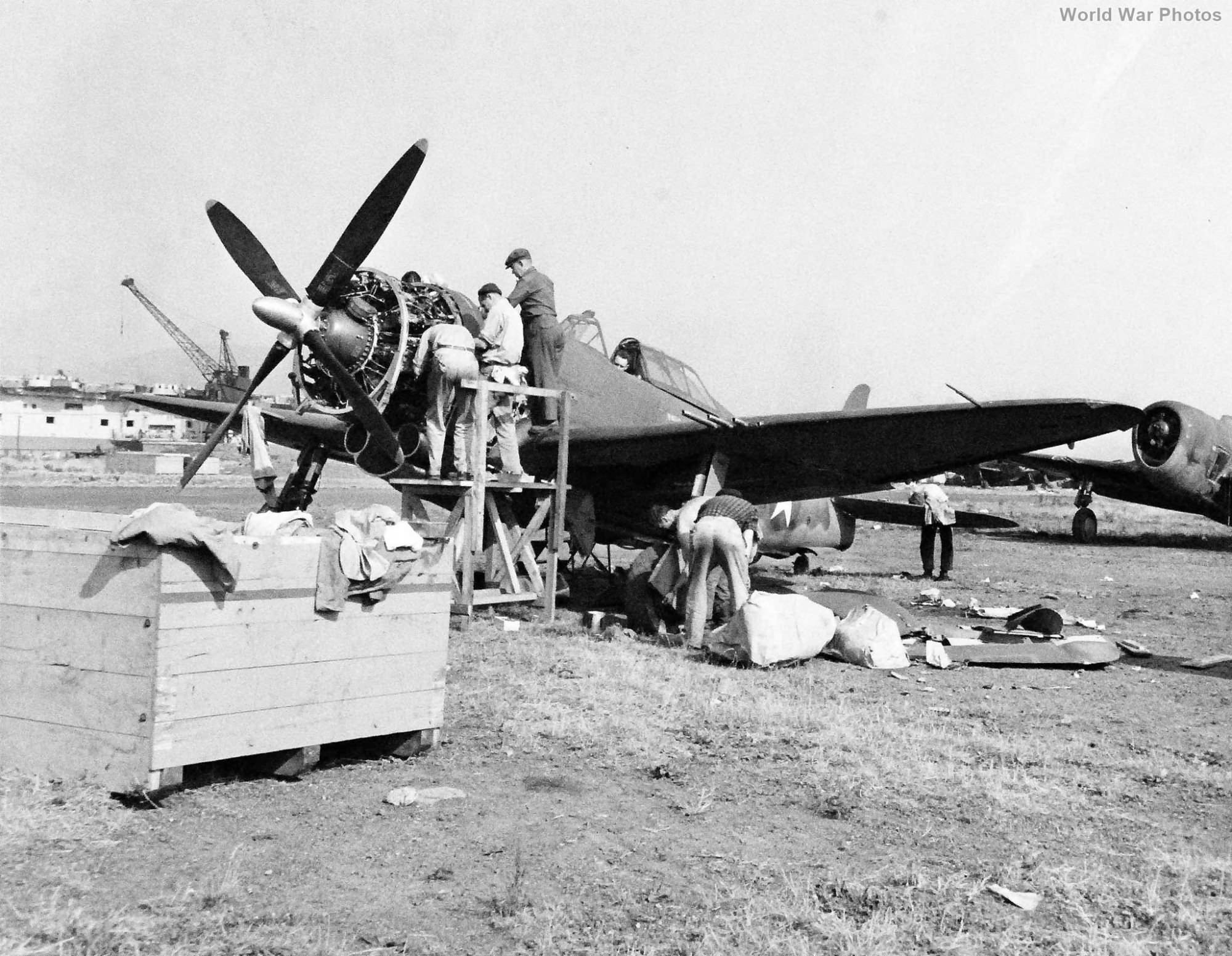 Assembling P-47 at Sydenham Airport Belfast July 1943