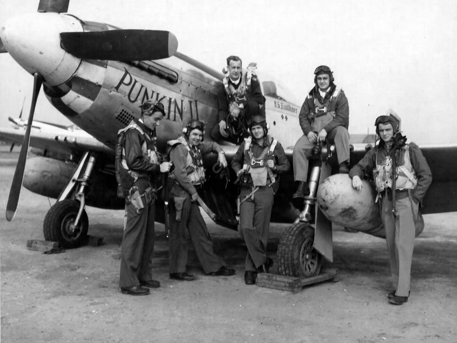 Lt Robert Faulkener and P-51 Mustang „Punkin II” of the 384th FS 364th Fighter Group