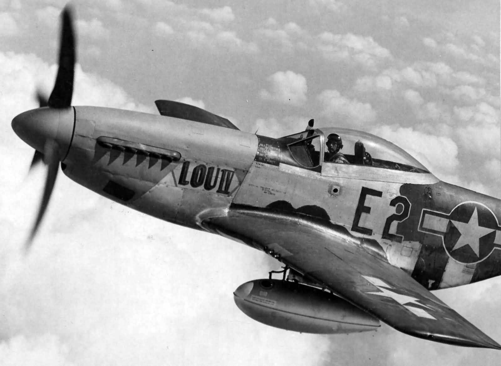 P-51D Mustang 44-13410 „Lou IV”, pilot Lt Col Thomas Christian Jr Commander of the 361st Fighter Group
