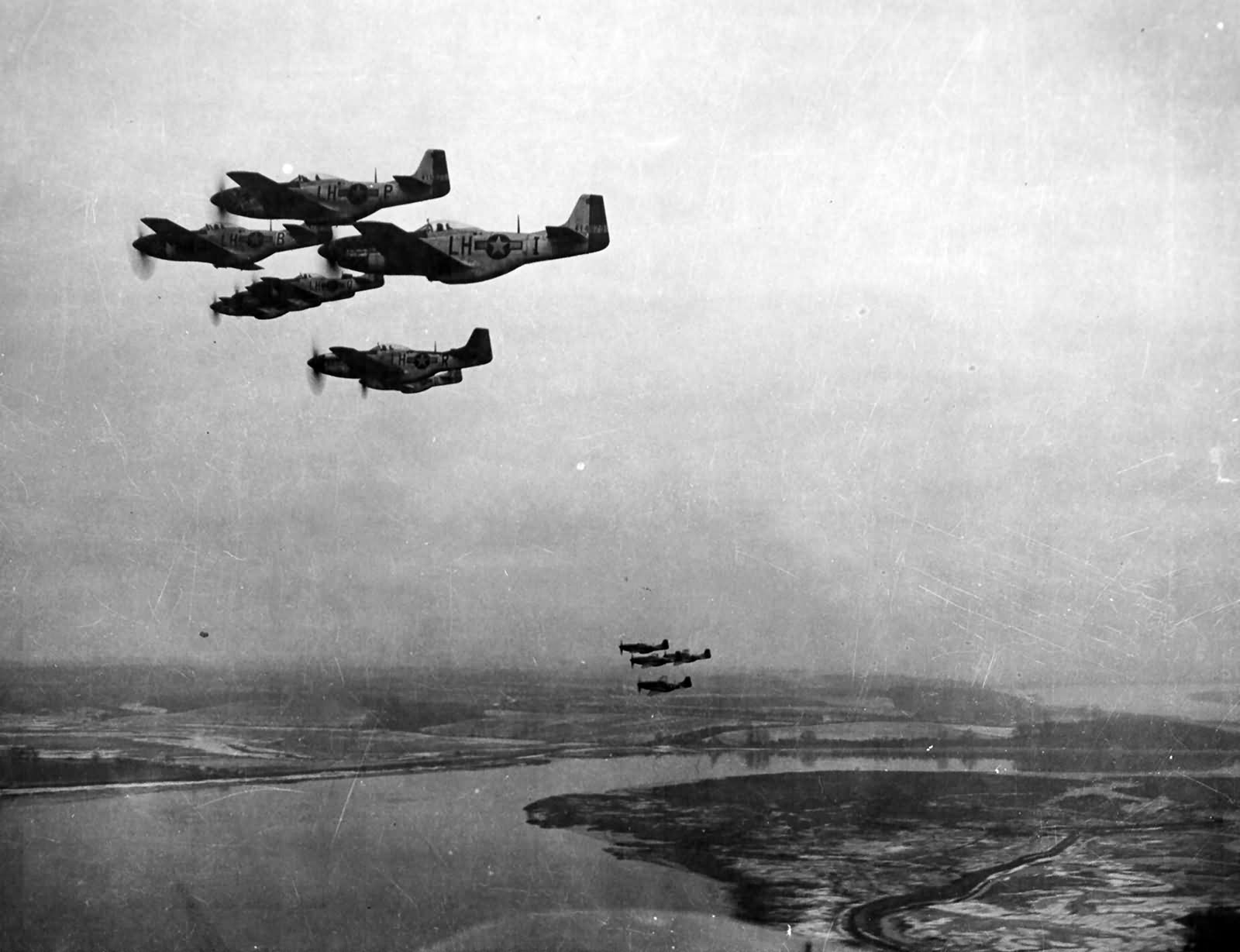 P-51D Mustang 44-14673 „Galloping Ghost” of the 350th FS 353rd Fighter Group