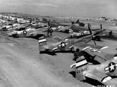 P-51D Mustangs 330, 320, 311, 303, 321, 306, 308 of the 531st Fighter Squadron 21st FG Iwo Jima Spring 1945