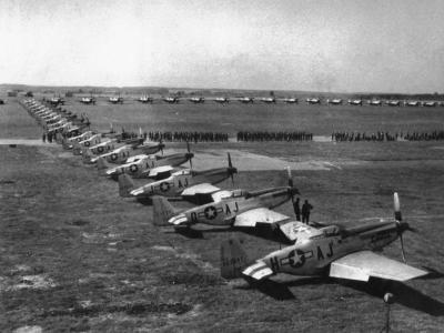 P-51 Mustangs 354 Fighter Group