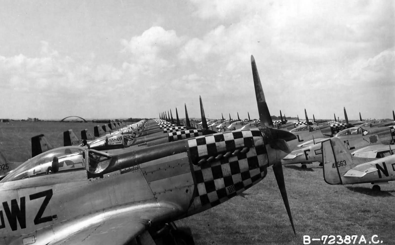 P-51K Mustang 44-11563 The Brat 83rd FS 78th FG