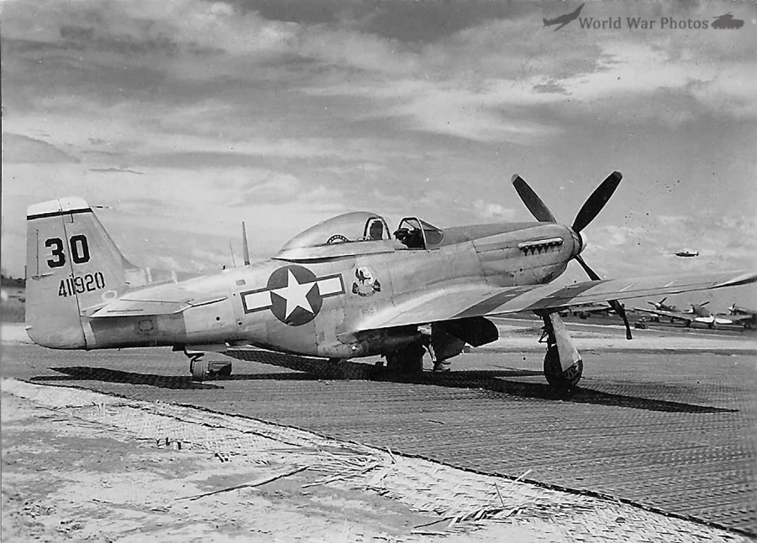 F-6K 44-11920 110 TRS 71 TRG 1945