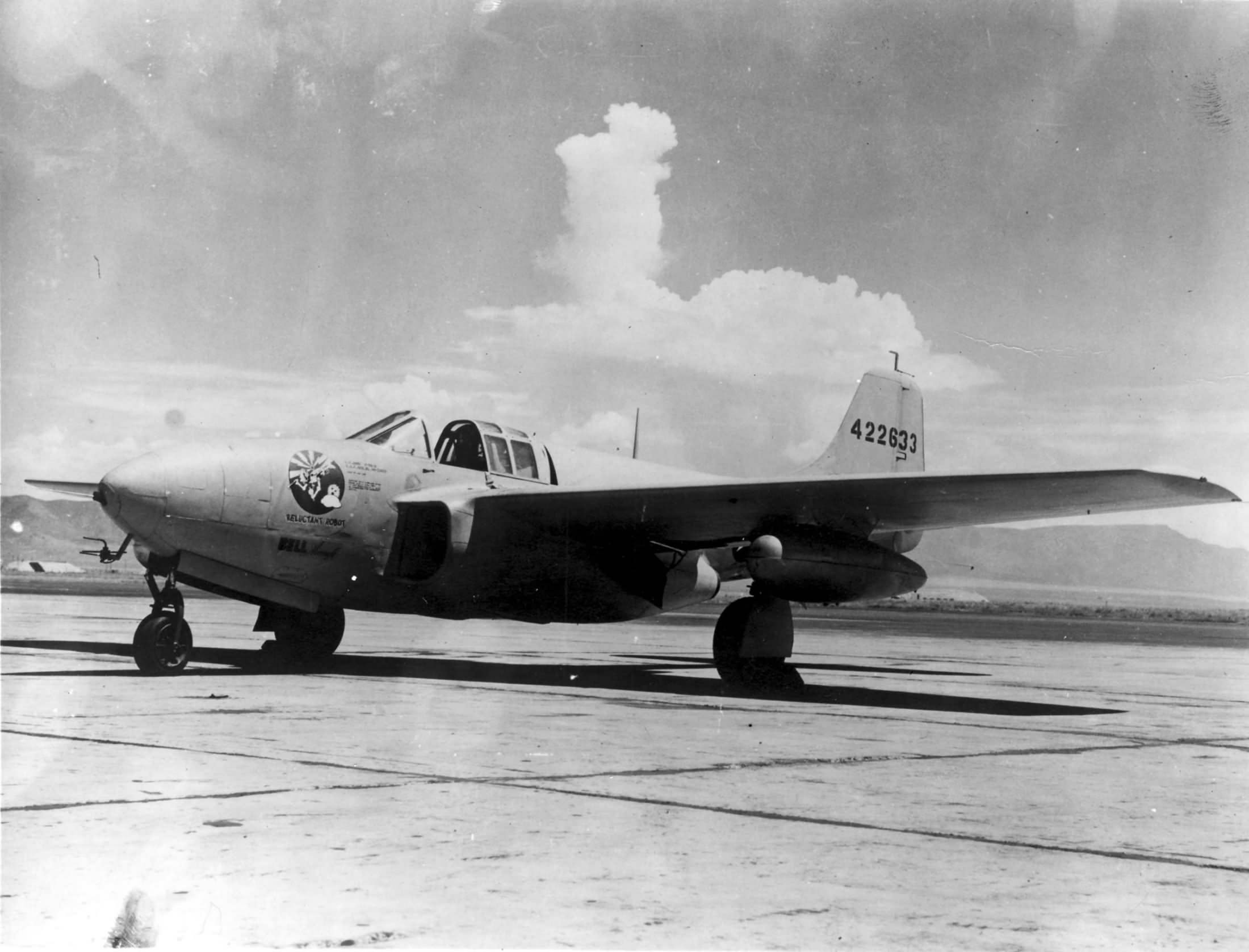 P-59B Airacomet 42-22633 named „Reluctant Robot”