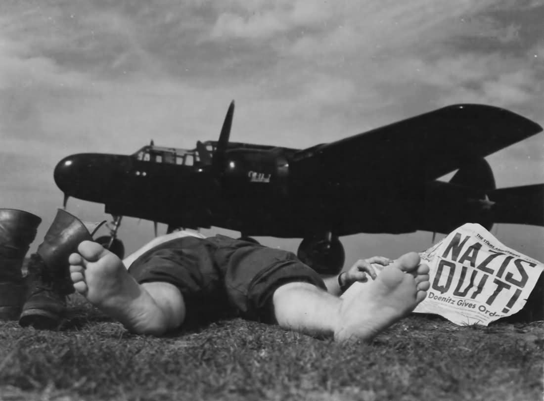 Northrop P-61 Black Widow Crew Chief Of Lt. Colonel Oris B. Johnson 422nd Green Bats Night Fighter Squadron