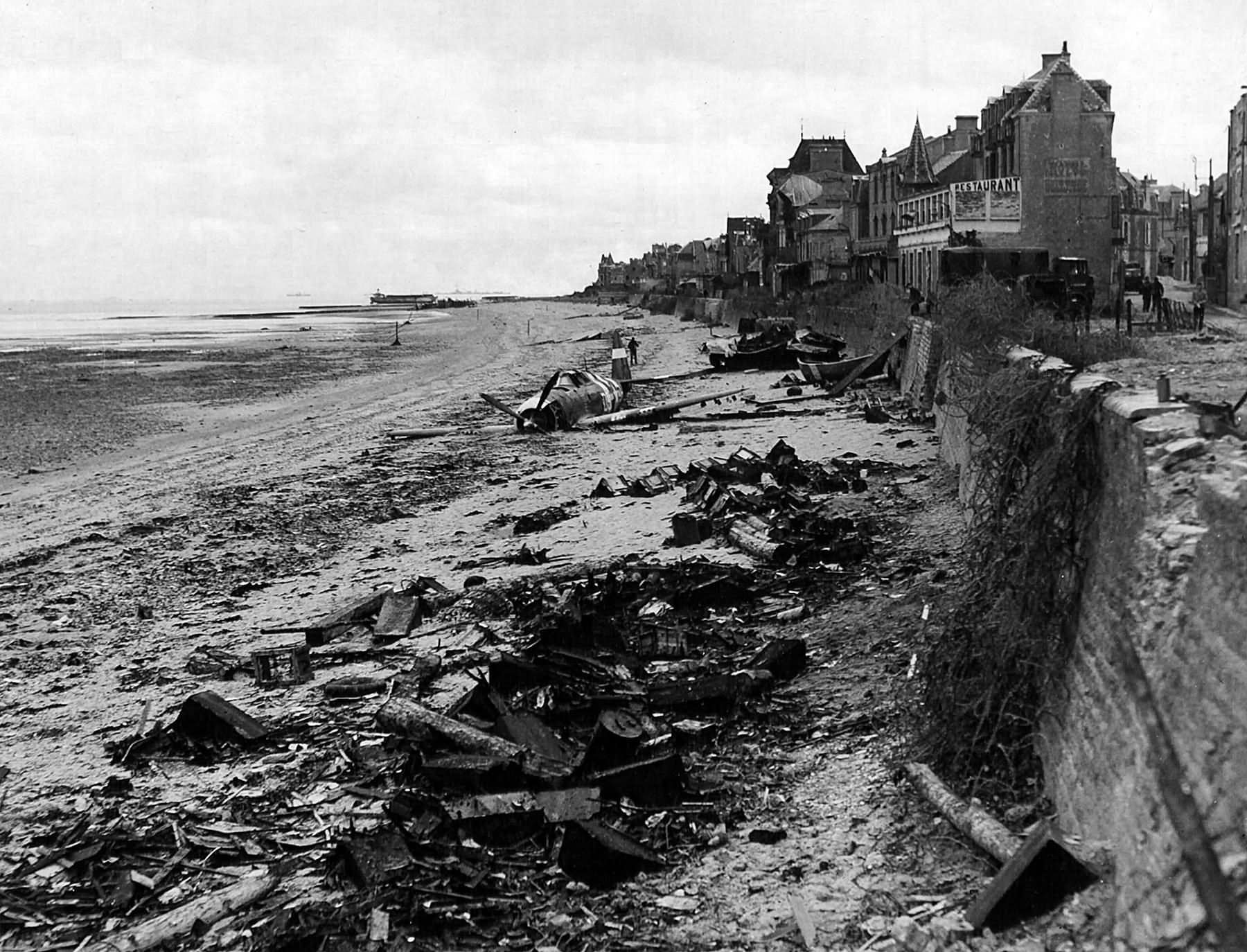 P-47D serial 42-76279 coded D5-H, pilot 2lt John A. Weese of the 386th FS 365th FG – 10 June 1944 Normandy