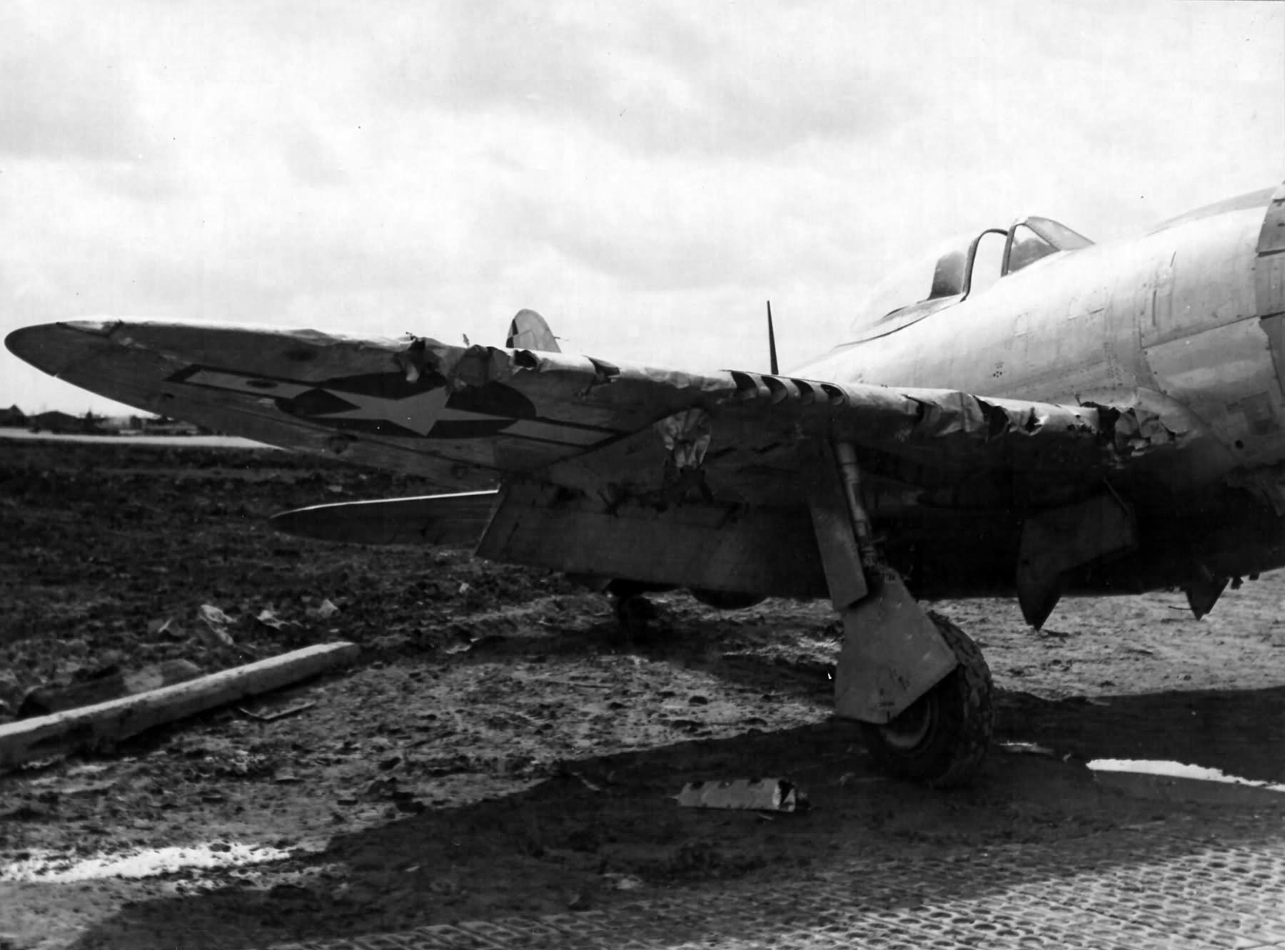 P47 D28 Info Damaged_P-47_Italy