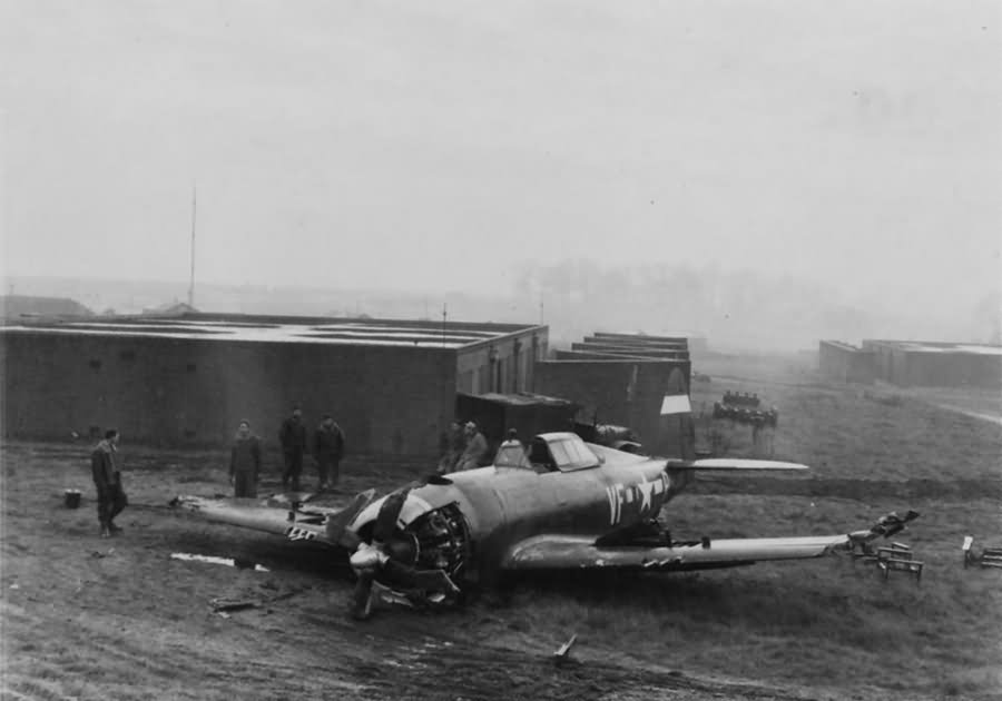 P-47 Thunderbolt code VF-R 41-6354 of the 4th FG flown by Lt Raphael that crash landed on take off at Debden – 5 January 1944