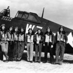 Lt Quince Brown and pilots of the 84th FS, 78th Fighter Group with a P-47 „Okie”