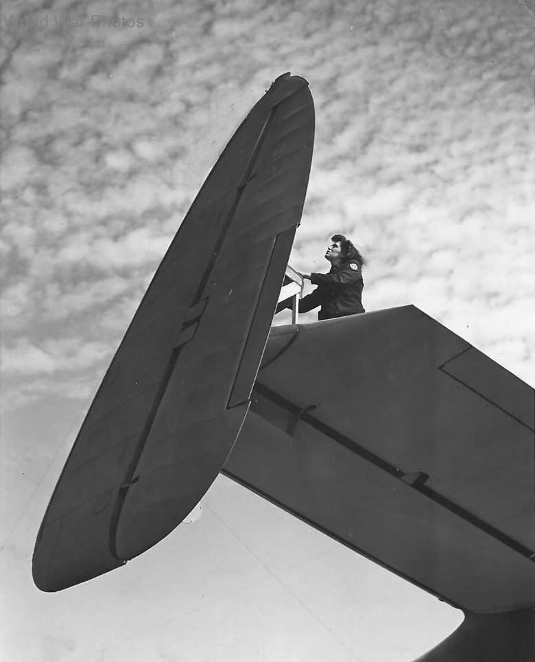 Female inspector checks PBM’s de icing equipment at Glenn Martin Plant 1943