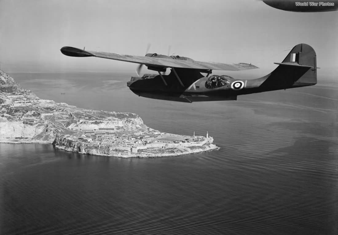 Catalina Mk I Z2147 AX-L of No 202 Squadron RAF