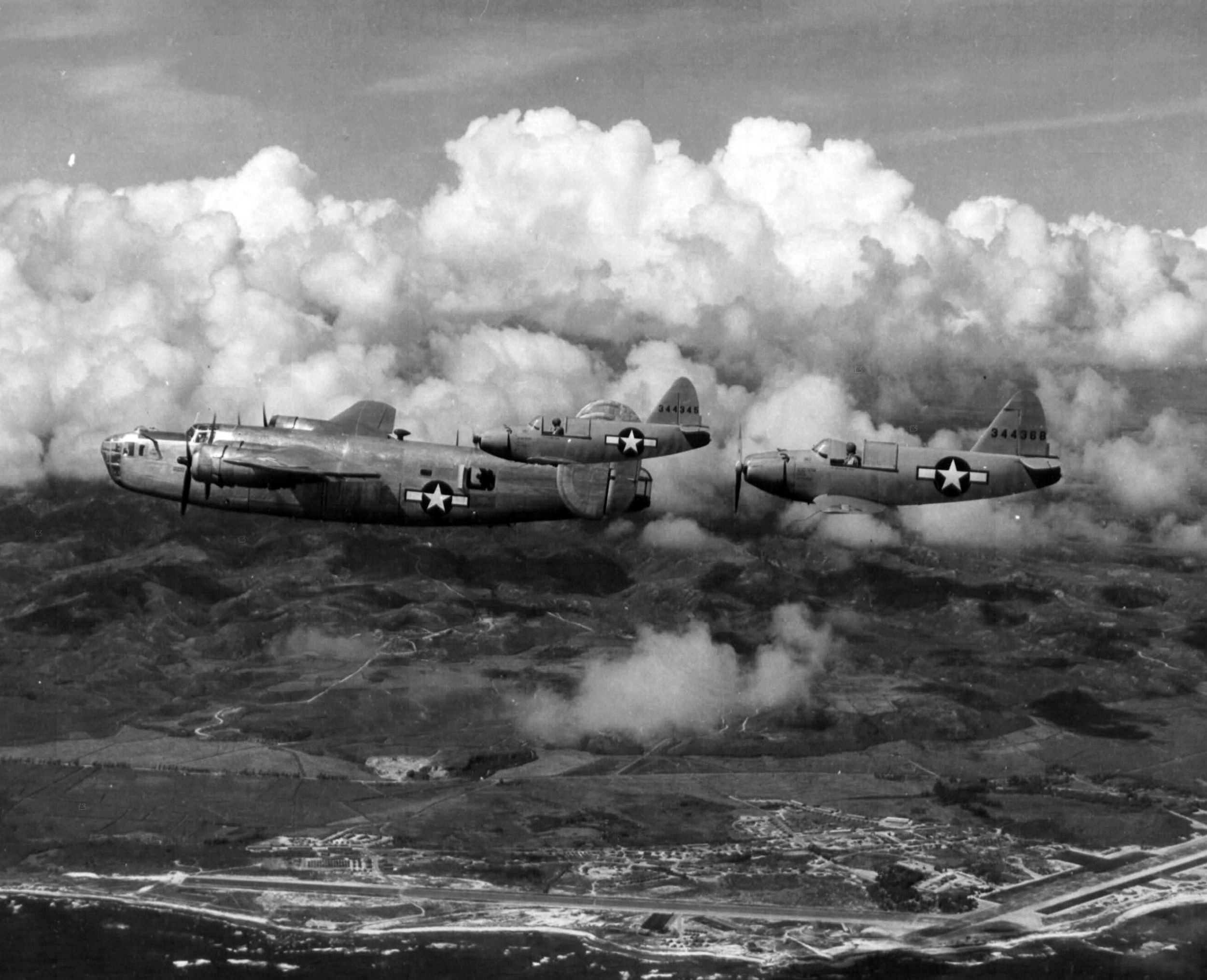 PQ-14B drons and B-24 in flight