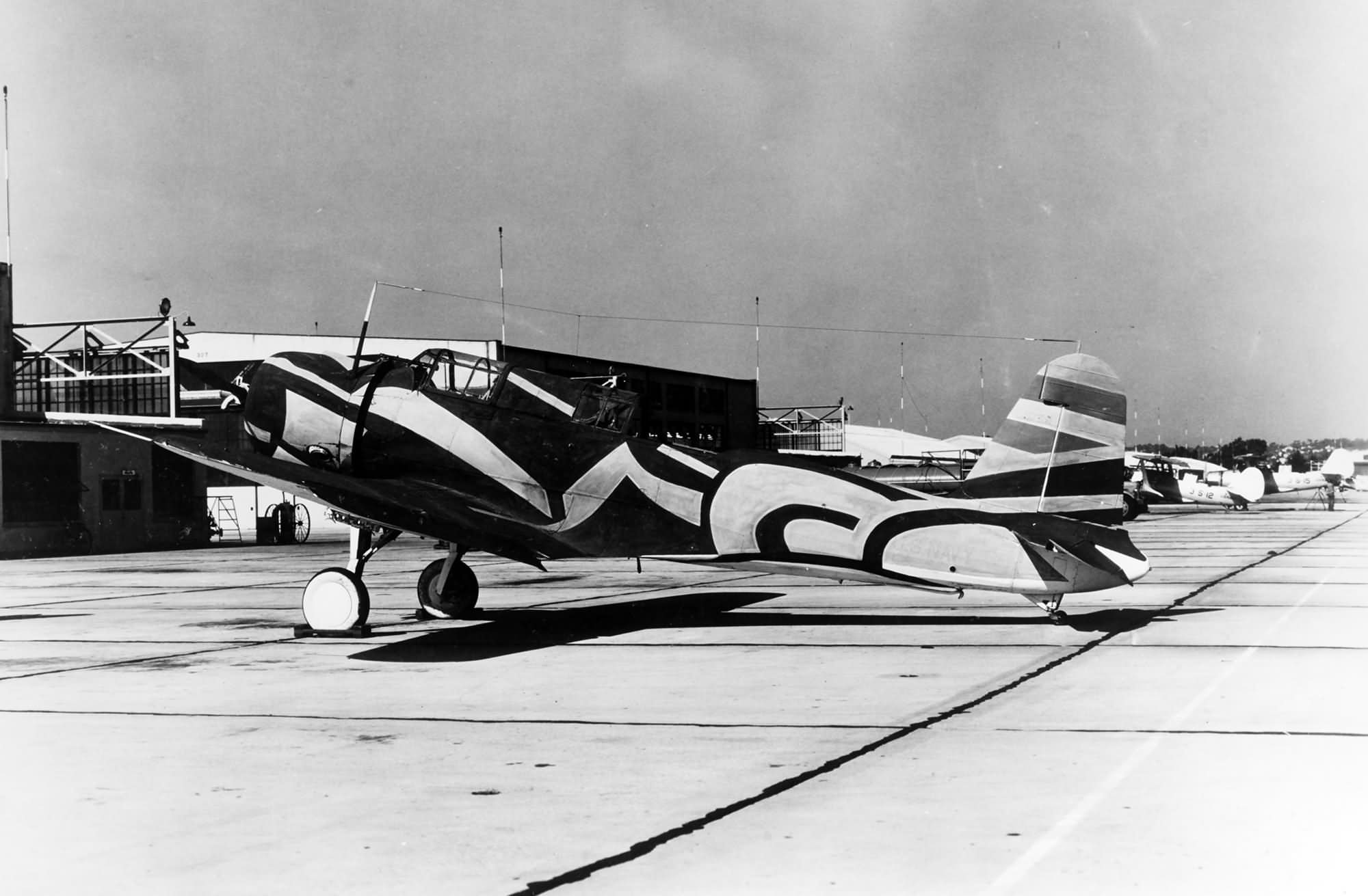 SB2U Vindicator in experimental McClelland Barclay camouflage design No 6 2