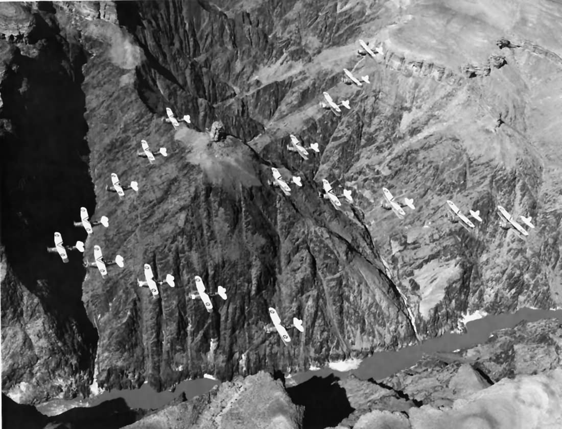 SBC-3 VS-3 formation in flight