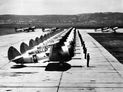 Helldivers of the VS-2 at NAS North Island 1939