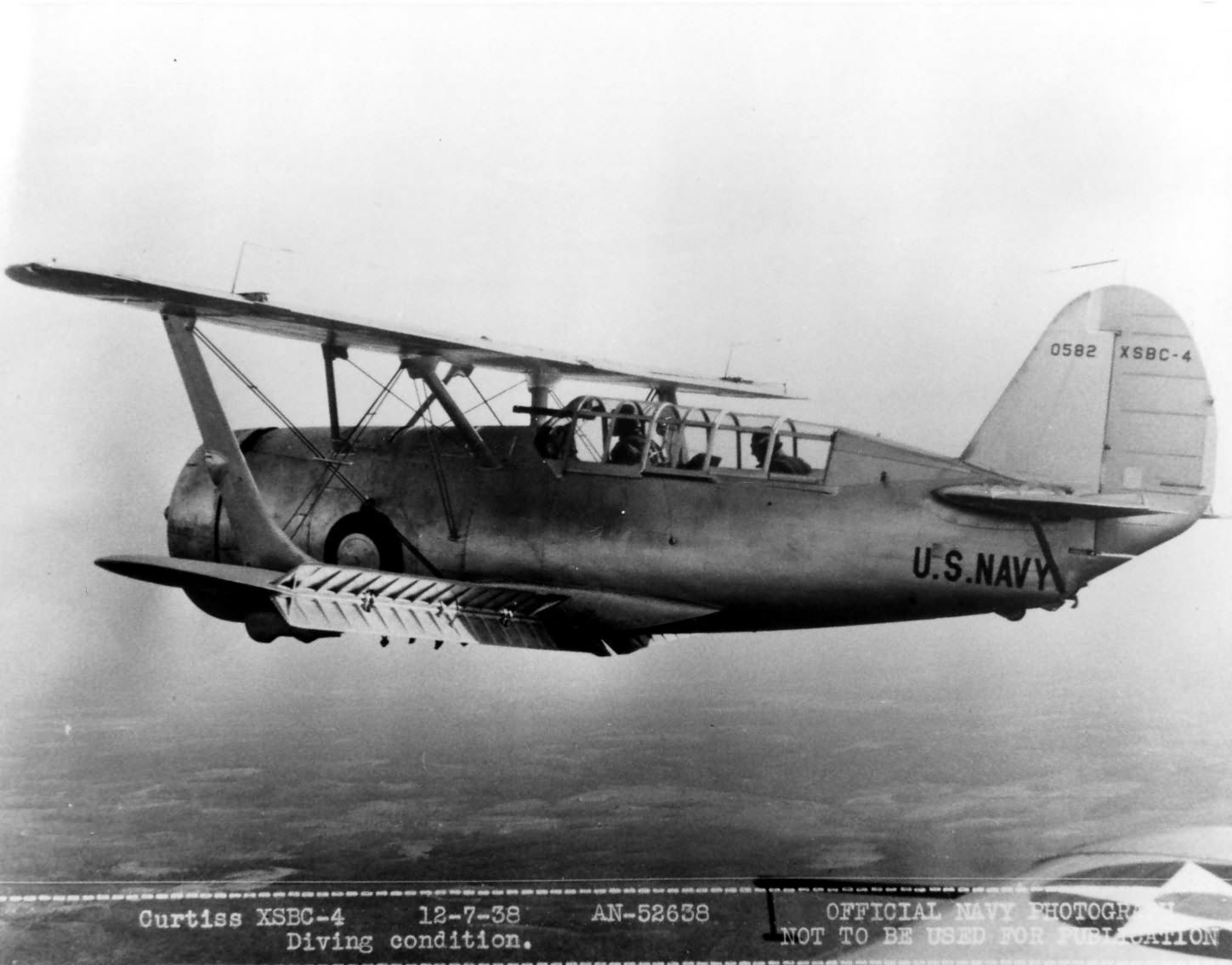 Curtiss XSBC-4 Helldiver BuNo 0582 with dive flaps out