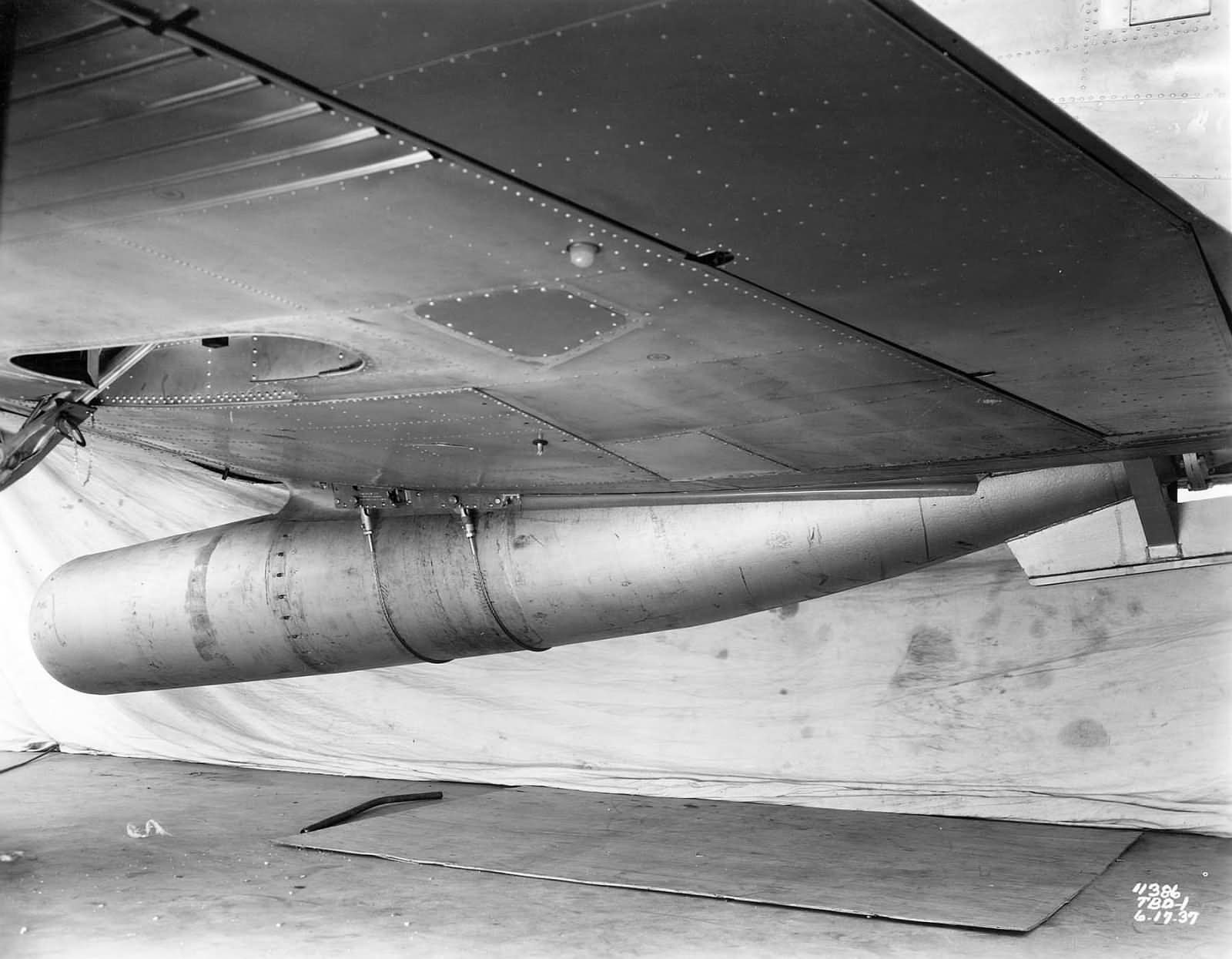 TBD-1 Devastator torpedo mounting