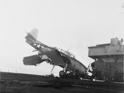 Crash of TBM-1 of VC-66 aboard USS Altamaha 11 April 1944 2