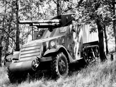 US Army M3 Half Track with 75mm GMC
