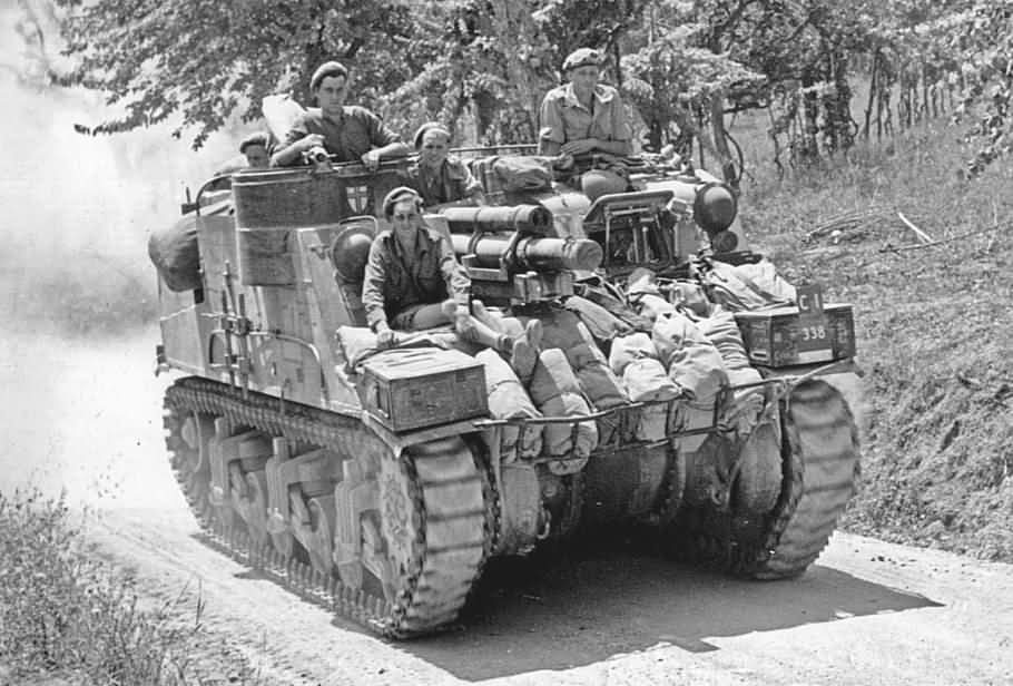 British M7 Priest Italy in late June 1944 | World War Photos