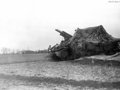 M7 of 5th AD fires on German ammo barges Rhine River 5 March 1945