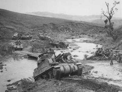 M7 Priest 637th Tank Destroyers Support 37th Infantry Magot River Northern Luzon