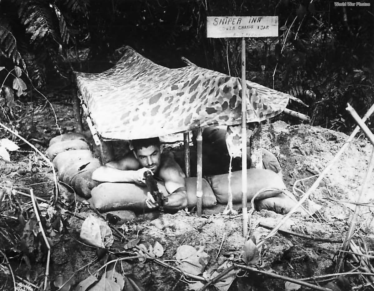 Soldier in „Sniper Inn” Foxhole 1944