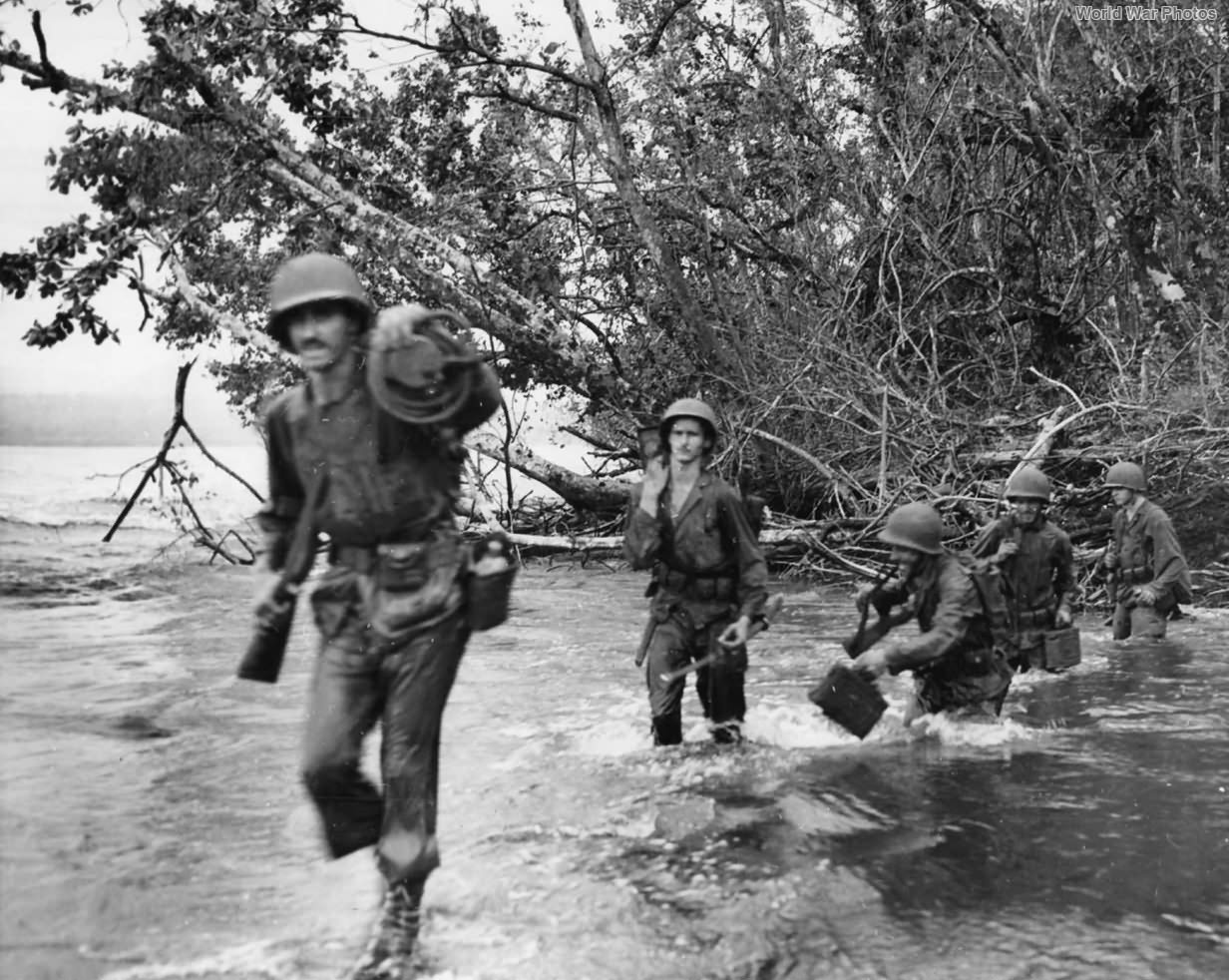 Marines leave front on Cape Gloucester after 23 Days