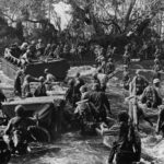 1st Division Marines unload Jeep during Cape Gloucester landing