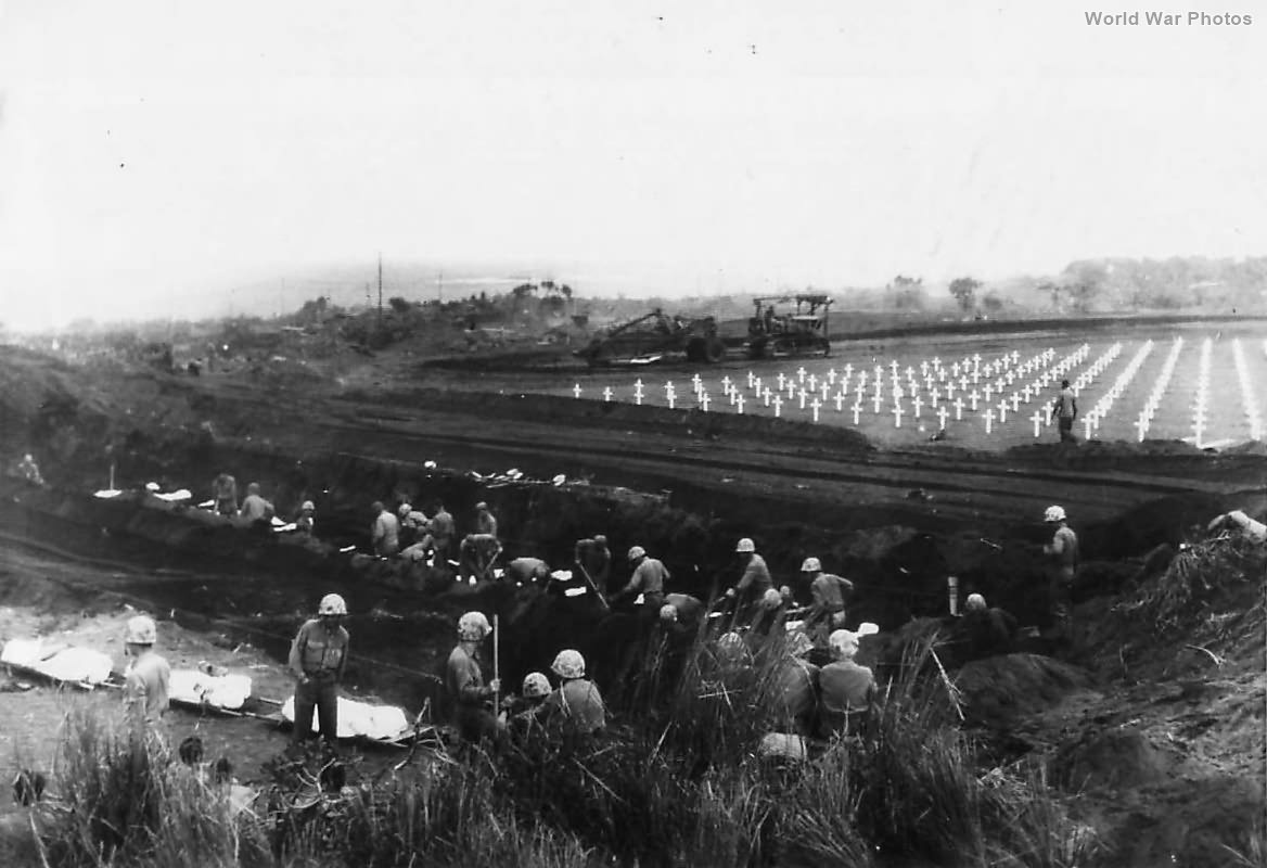 5th Division Marines bury fallen comrades on Iwo Jima
