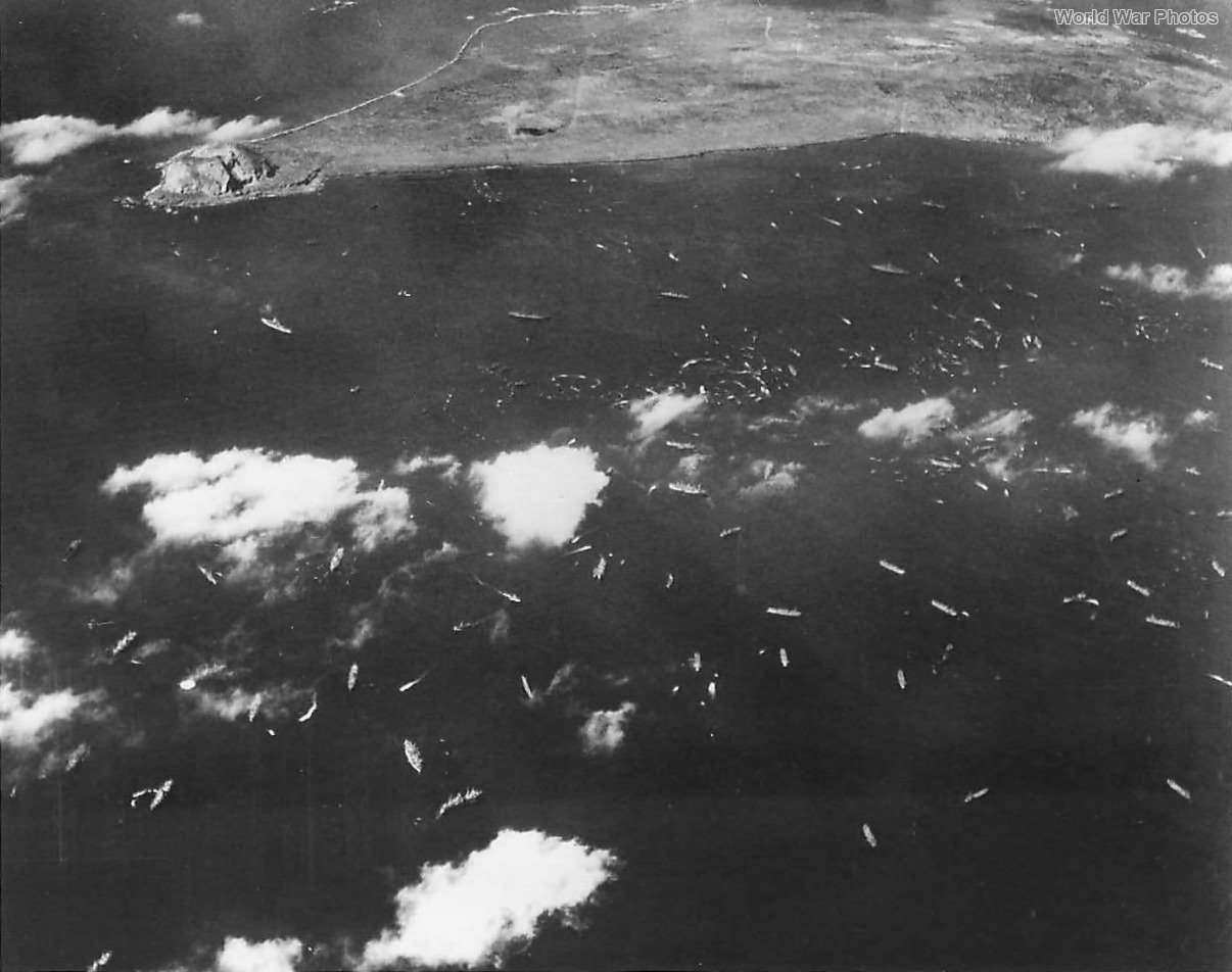 Navy TF Landing 5th Amphibious Corps during Iwo Jima Invasion