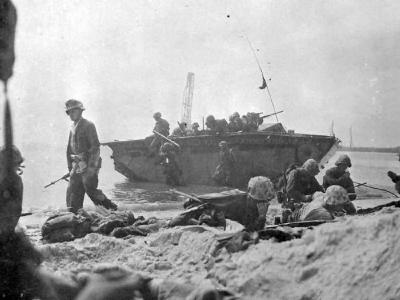 Marines landing on Kwajalein Atoll in LVT 31 January 1944 2